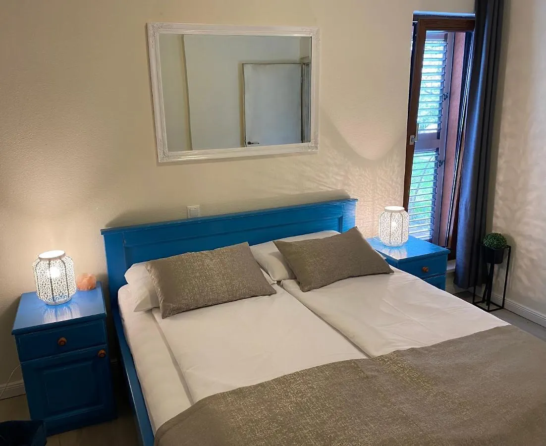 Apartment Serenity With Private Pool Near The Beach Poljana  Poljana (Ugljan)
