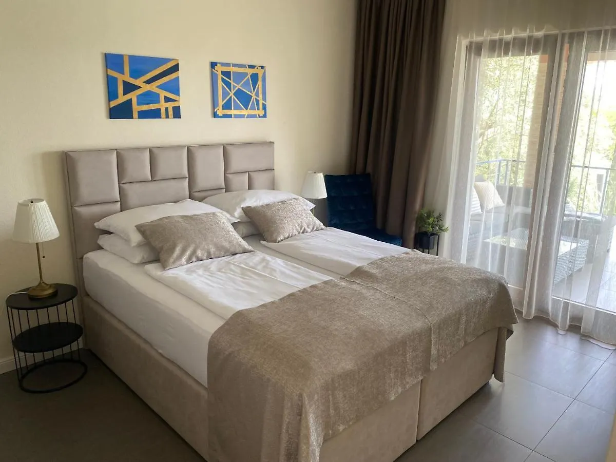 Apartment Serenity With Private Pool Near The Beach Poljana